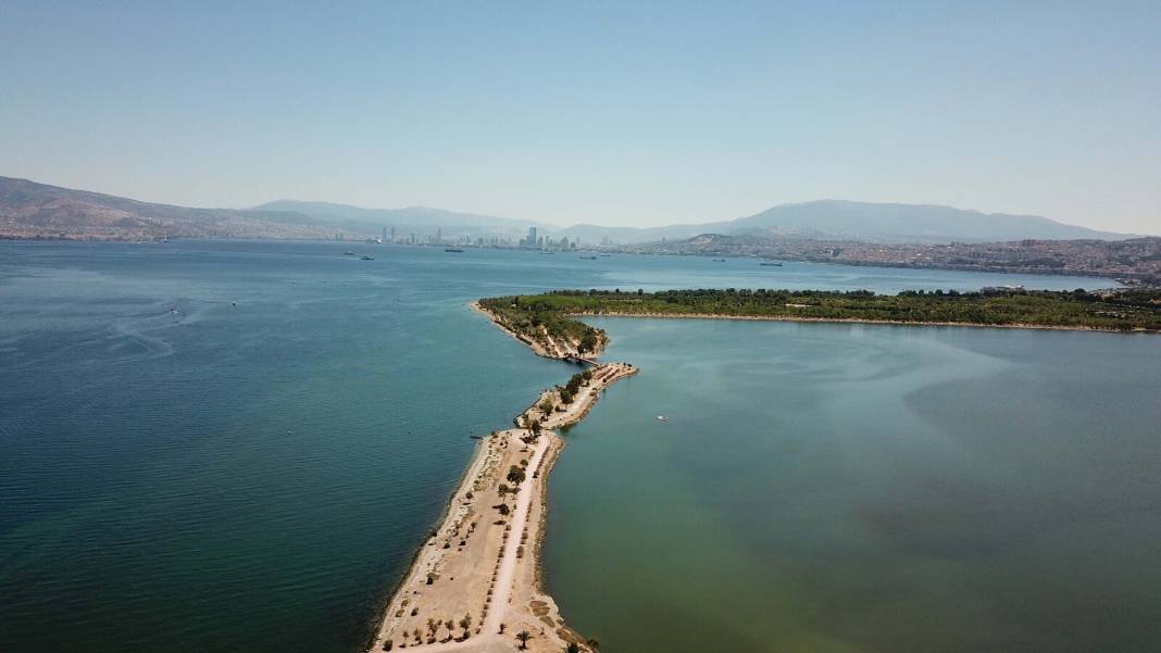 İzmir her yıl 1.5 santim çöküyor: 50 yıl sonra deniz suları Basmane'ye gelebilir 7